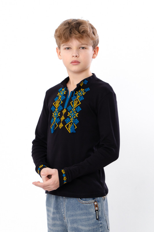 Вишиванка для хлопчика з довгим рукавом (з дефектом)